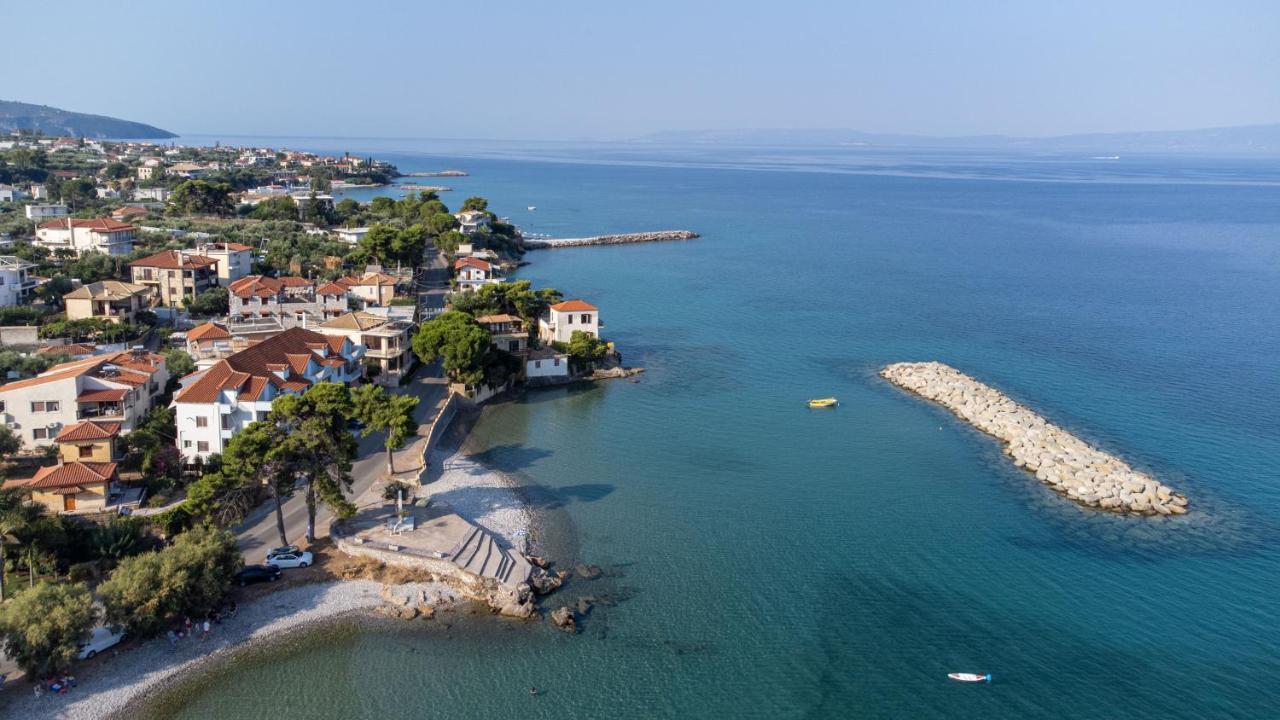 Kamari Seafront *